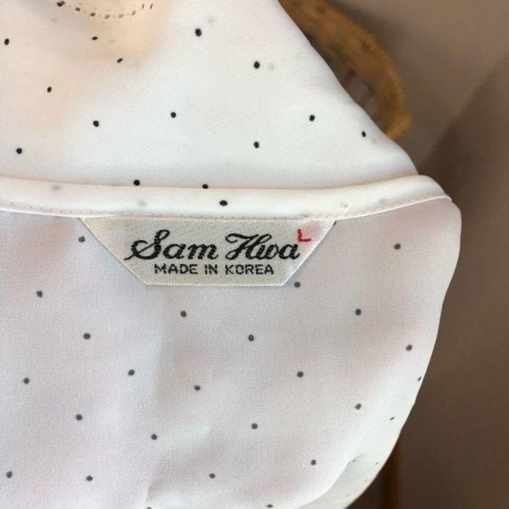 Sam Hua Korean Large polka dot lace collared blouse - Picture 8 of 8